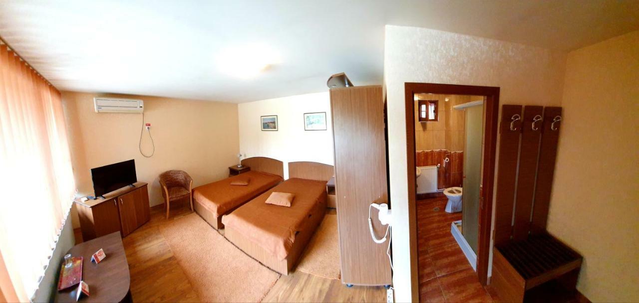 La Salcii Motel Calarasi  Luaran gambar